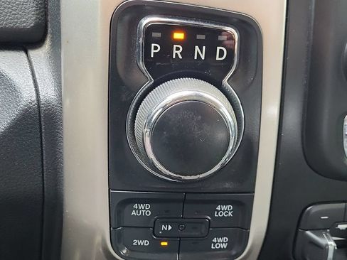Used 2018 RAM 1500 Big Horn AWD/4WD image 33
