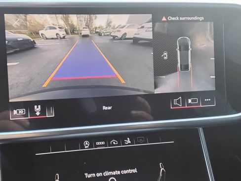 Used 2021 Audi RS 7 Sportback w/ Carbon Optic Package image 29