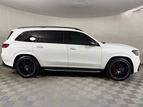 Used 2025 Mercedes-Benz GLS 63 AMG 4MATIC image 13