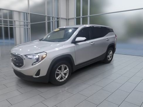 Used 2018 GMC Terrain SLE FWD image 4