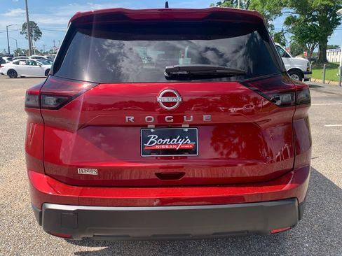New 2026 Nissan Rogue S FWD image 4
