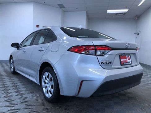 Certified 2025 Toyota Corolla LE image 12