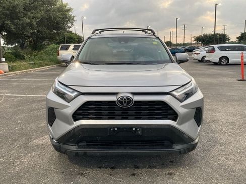 Used 2024 Toyota RAV4 XLE w/ Convenience Package FWD image 2