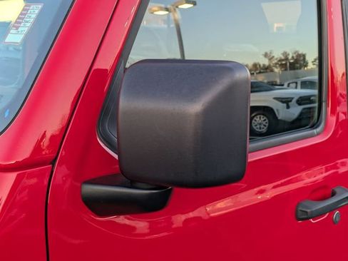 Used 2022 Jeep Wrangler Willys image 11