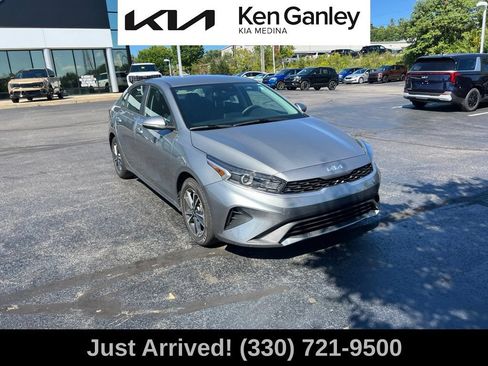 Certified 2024 Kia Forte LXS w/ LXS Technology Package FWD image 3