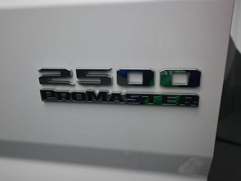 Used 2025 RAM ProMaster 2500 w/ Convenience Group FWD image 23