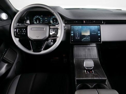 New 2026 Land Rover Range Rover Evoque Dynamic SE image 11