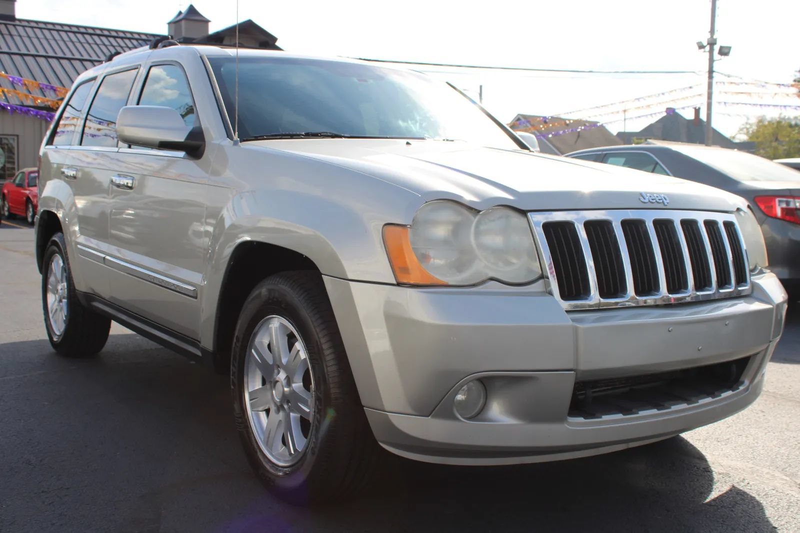Used 2010 Jeep Grand Cherokee Limited w/ Trailer Tow Group IV AWD/4WD image 5