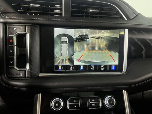 Used 2024 GMC Yukon Denali image 21