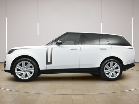 Used 2023 Land Rover Range Rover SE AWD/4WD image 29