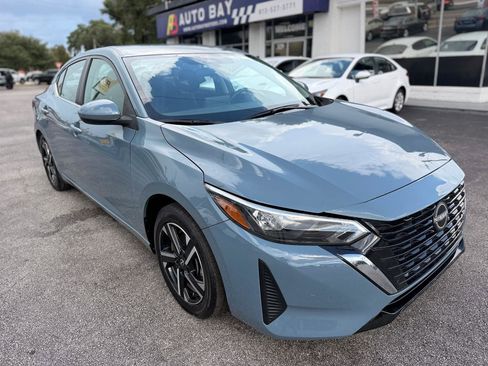 Used 2024 Nissan Sentra SV FWD image 4