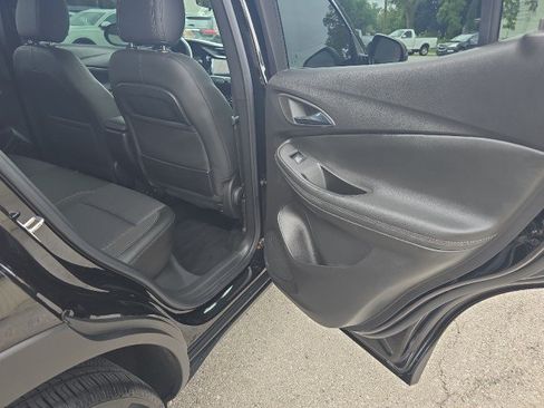 Used 2023 Buick Encore GX Select w/ Safety Package II AWD/4WD image 40