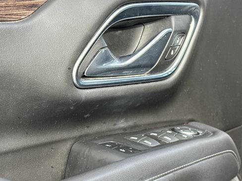 Used 2021 Chevrolet Tahoe Z71 w/ Luxury Package image 15