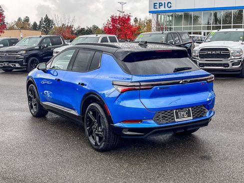 New 2026 Chevrolet Equinox EV RS image 2