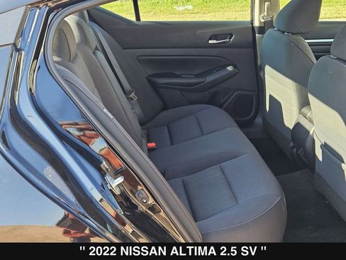 Used 2022 Nissan Altima 2.5 SV FWD image 25
