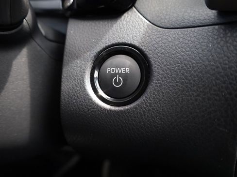 New 2026 Toyota Camry SE w/ Convenience Package FWD image 10