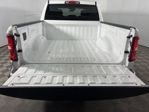New 2026 RAM 1500 Big Horn w/ Sport Appearance Package AWD/4WD image 7