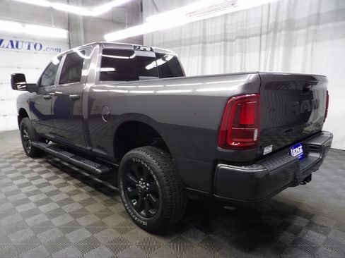 Used 2025 RAM 2500 Big Horn AWD/4WD image 6