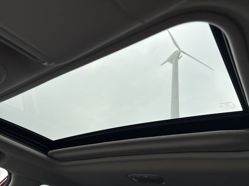 Certified 2024 Subaru Crosstrek 2.0i Premium image 23