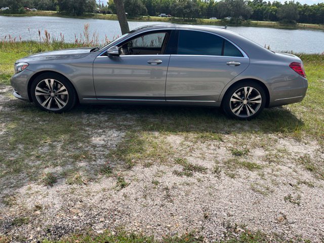 Used 2015 Mercedes-Benz S 550 4MATIC Sedan image 4