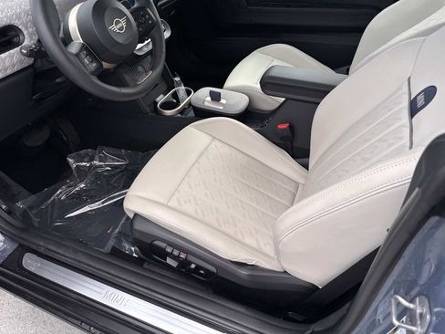 Used 2025 MINI Cooper S image 5