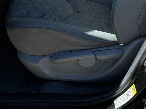 Used 2012 Toyota RAV4 4WD w/ Value Pkg image 27