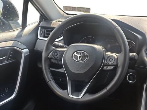 Used 2023 Toyota RAV4 XLE Premium AWD/4WD image 11