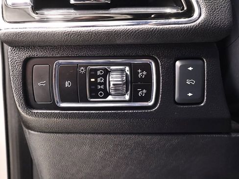 Used 2024 Lincoln Navigator L Reserve AWD/4WD image 31