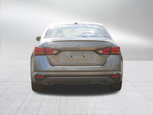 Certified 2023 Nissan Altima 2.5 SV AWD/4WD image 6