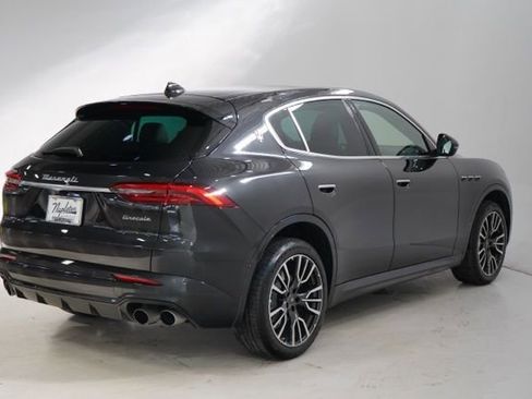 Used 2025 Maserati Grecale GT image 7