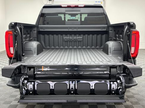 New 2026 GMC Sierra 1500 Denali w/ Technology Package AWD/4WD image 12