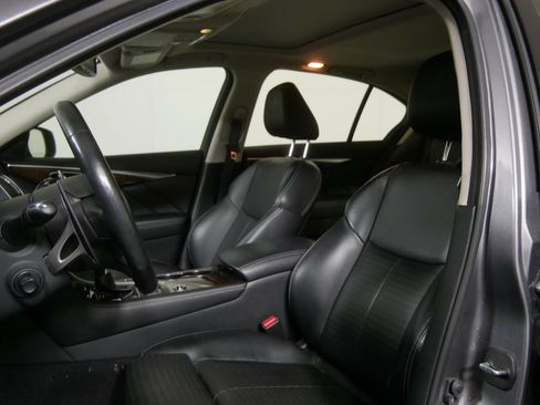 Used 2015 INFINITI Q50 AWD w/ Technology Package image 10