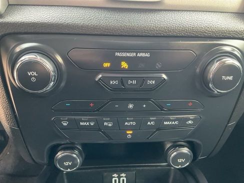 Used 2020 Ford Ranger XLT w/ Equipment Group 301A Mid image 16