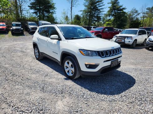 Certified 2018 Jeep Compass Latitude w/ Popular Equipment Group image 7