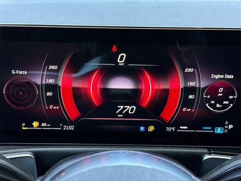 New 2025 Mercedes-Benz GLB 250 4MATIC image 28