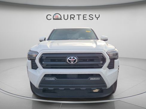 Certified 2024 Toyota Tacoma SR5 w/ SR5 Upgrade Package RWD image 4