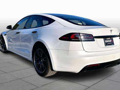 Used 2022 Tesla Model S image 10
