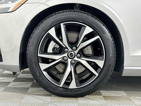 Used 2025 Volvo S60 B5 Core image 28