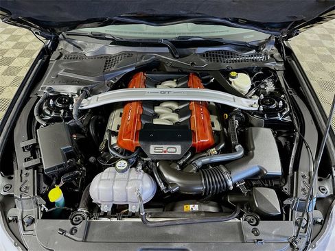 Used 2016 Ford Mustang GT Premium image 34