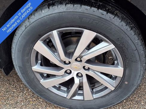 Used 2023 Chevrolet Equinox Premier image 9