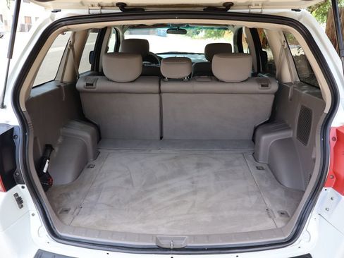 Used 2008 Mitsubishi Endeavor LS AWD/4WD image 14
