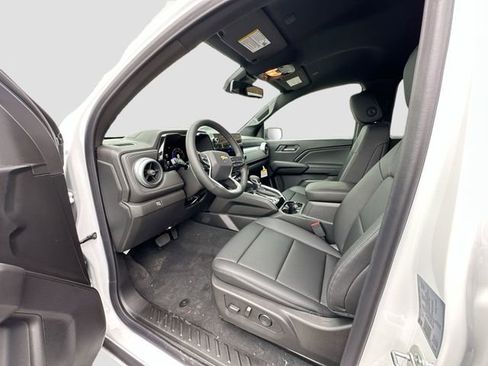 New 2025 Chevrolet Colorado LT w/ LT Convenience Package image 20