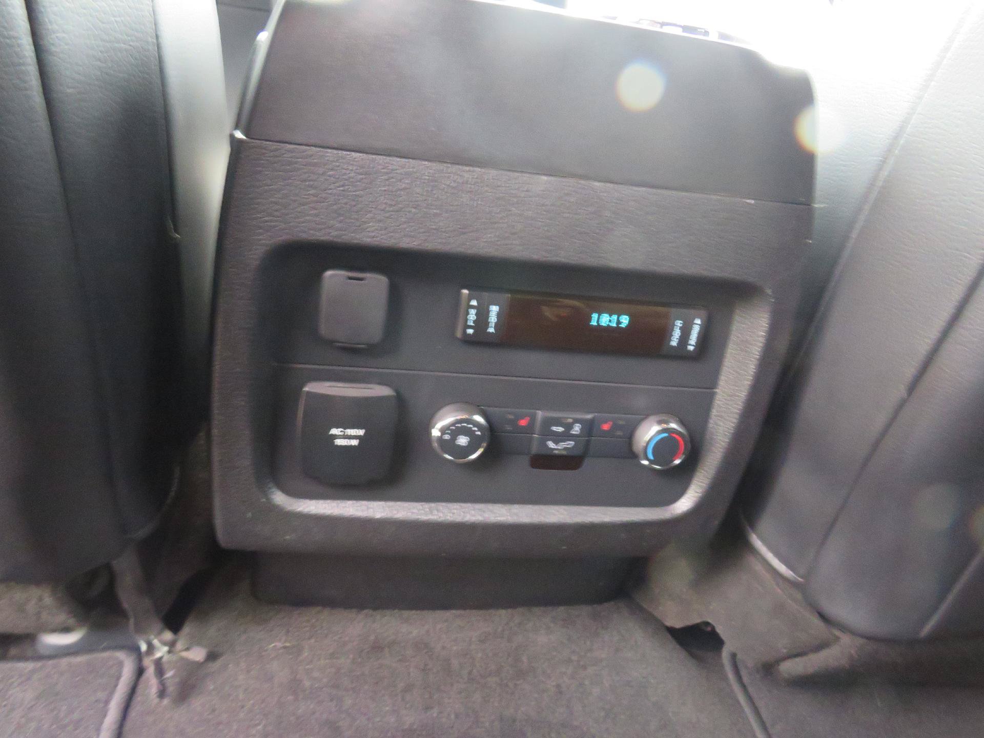 Used 2017 Ford Expedition EL Limited w/ Equipment Group 301A AWD/4WD image 10