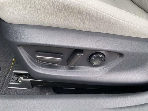 New 2026 Toyota Camry XLE AWD/4WD image 17