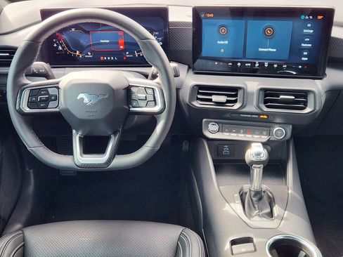 Used 2025 Ford Mustang Coupe image 26