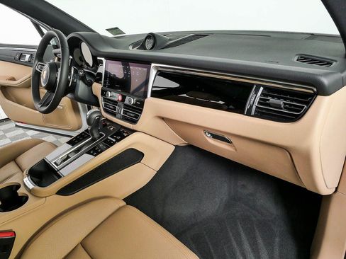 New 2026 Porsche Macan S AWD/4WD image 25