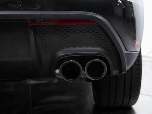 Certified 2026 Porsche Macan AWD/4WD image 20