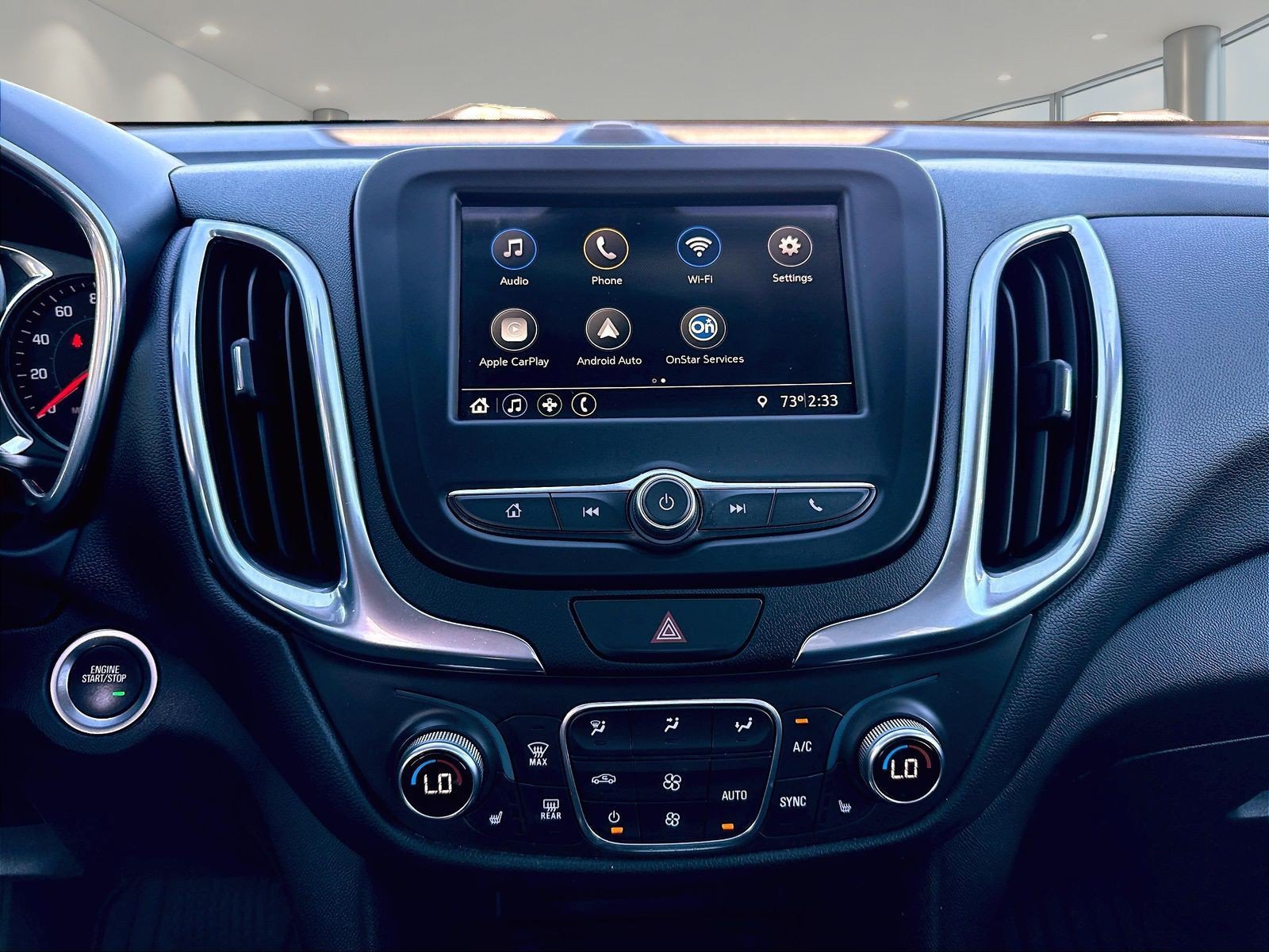 Used 2019 Chevrolet Equinox LT AWD/4WD image 11