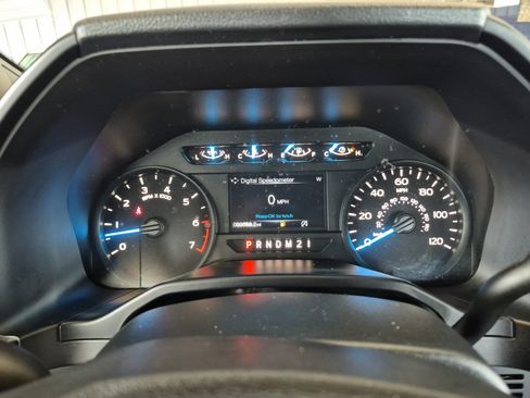 Used 2016 Ford F150 XL w/ Equipment Group 101A Mid RWD image 24
