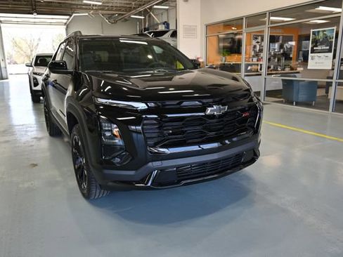 New 2026 Chevrolet Equinox RS FWD image 3